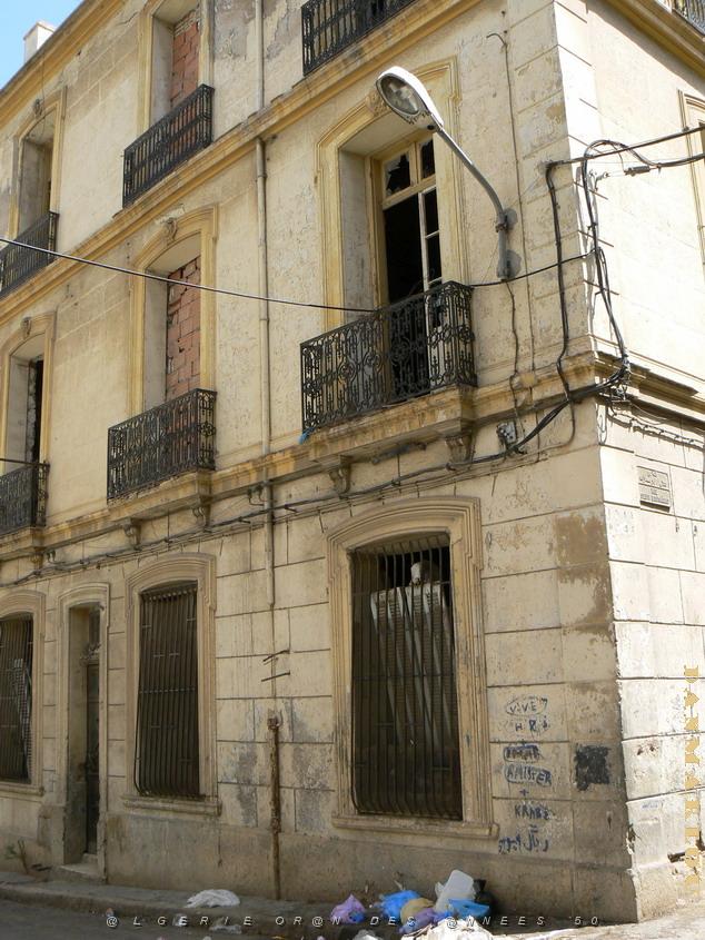 rue Kimburn angle rue inconnue allant pl. des victoires .jpg